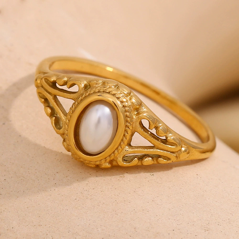 Gold plated flower shaped pearl ring