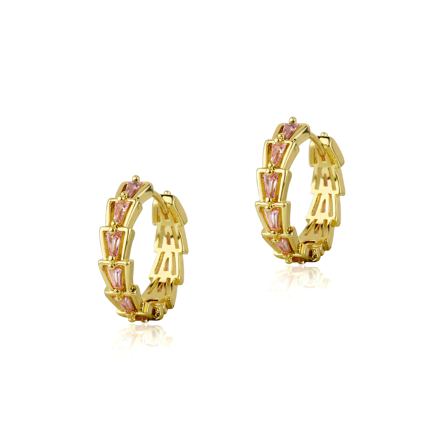 Boucles d'oreilles en os de serpent en diamant de couleur de niche de style INS 2024, boucles d'oreilles polyvalentes, boucles d'oreilles délicates et haut de gamme pour femmes